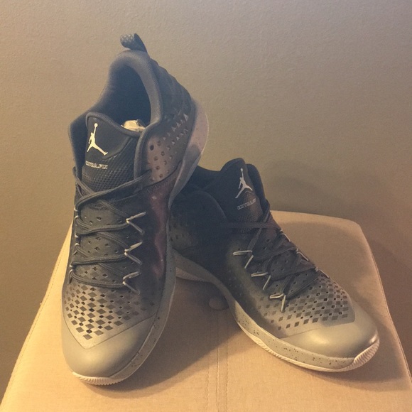 nike jordan extra fly